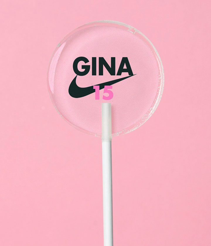 Sucette personnalisée au prénom style sport et âge en rose – cadeau invité anniversaire ado